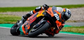 Oliveira crê que chuva tenha ajudado Márquez: “tínhamos ritmo semelhante”