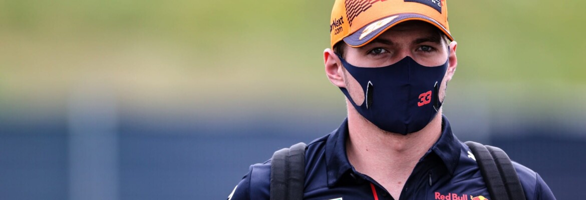 “Não estou focado em recordes, meu objetivo é ganhar o campeonato”, diz Verstappen