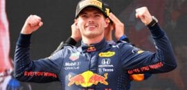 Max Verstappen curte férias da F1 ao lado da sua namorada Kelly Piquet