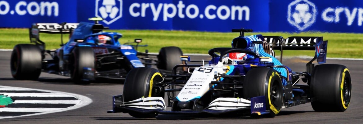 Russell é penalizado com três posições no grid do GP da Inglaterra de F1