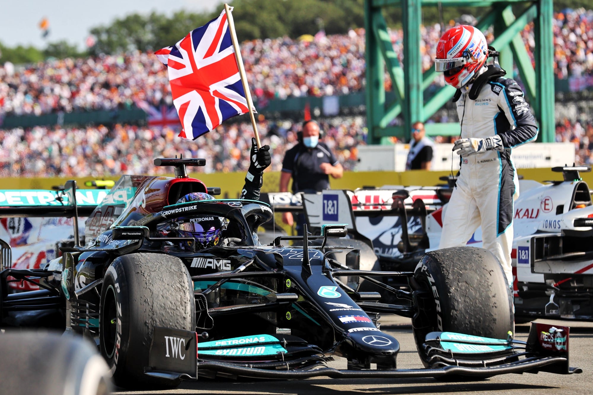 Galeria: as imagens da vitória de Hamilton no GP da Inglaterra de F1 Lewis Hamilton e George Russell - GP da Inglaterra F1 2021