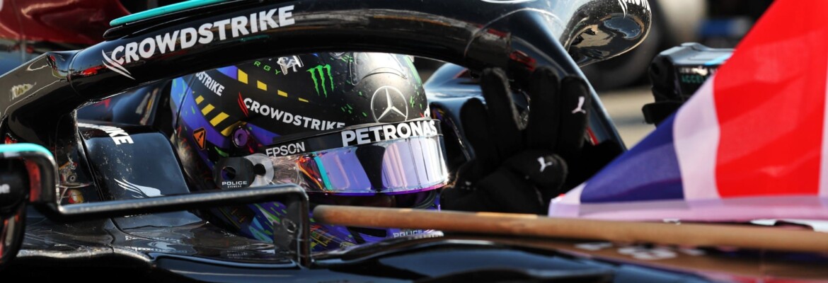 Hamilton: “Percebi que Max não tinha intenção de ceder” Hamilton: “Percebi que Max não tinha intenção de ceder”