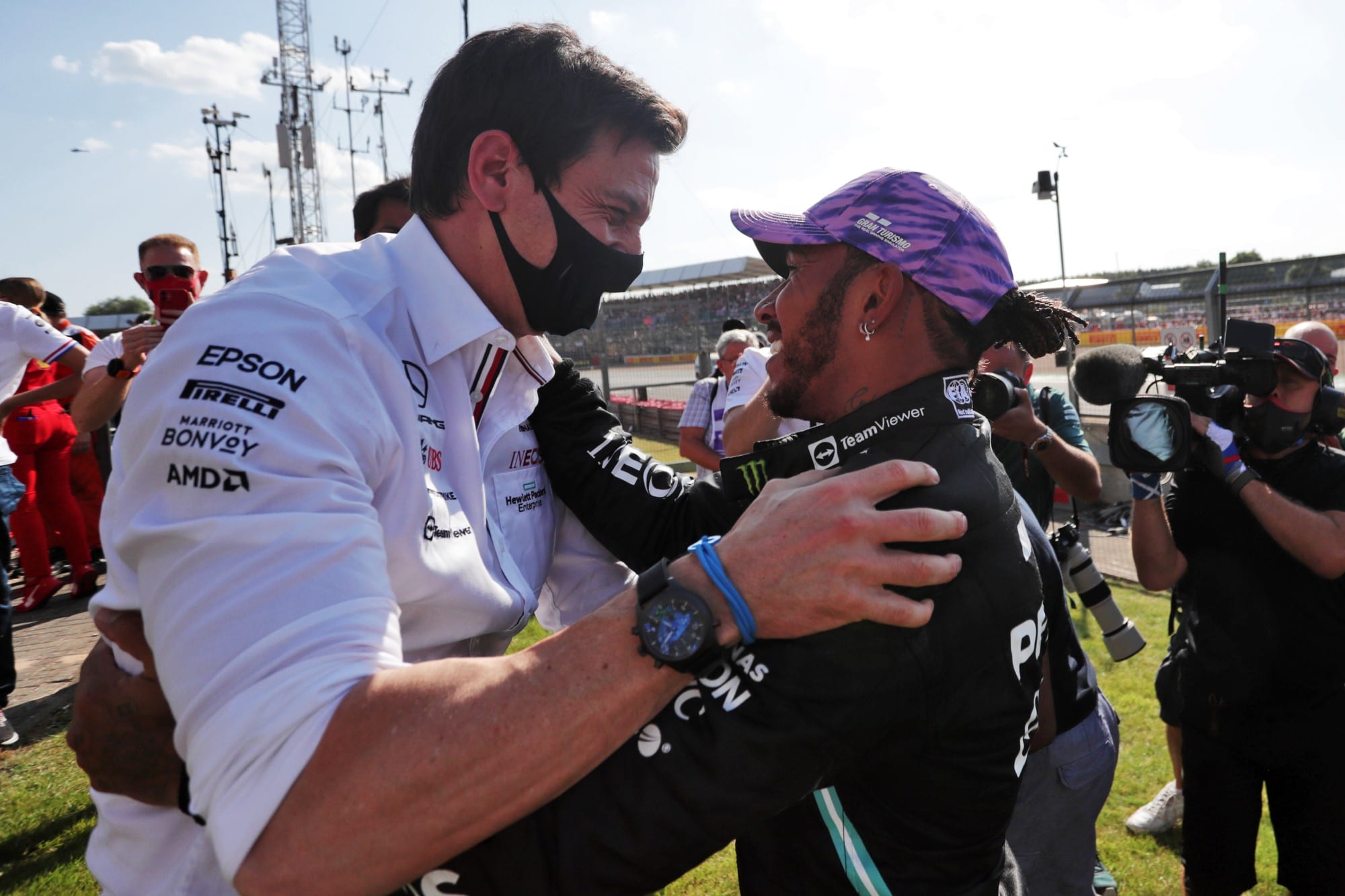 Galeria: as imagens da vitória de Hamilton no GP da Inglaterra de F1 Lewis Hamilton e Toto Wolff - GP da Inglaterra F1 2021
