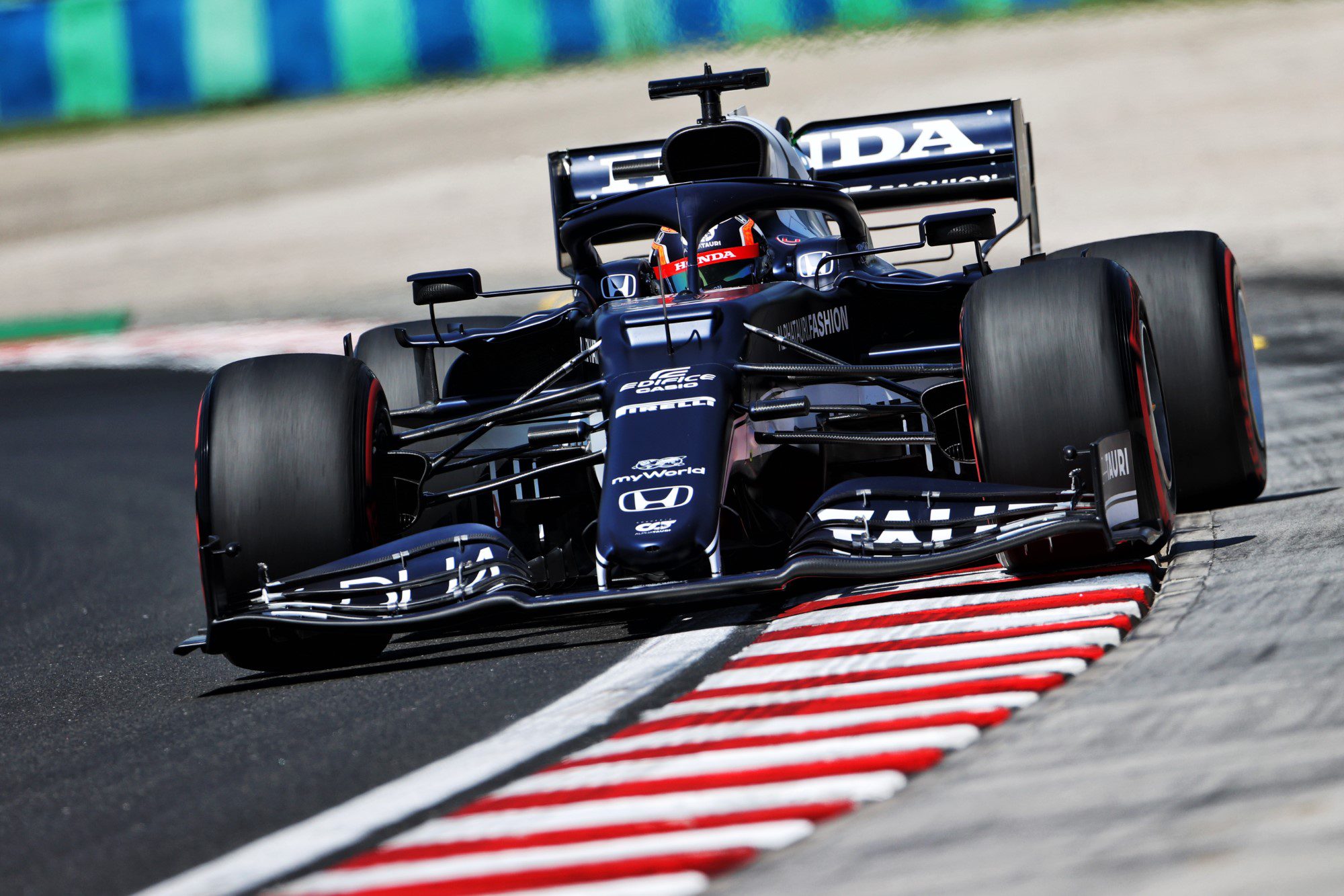 Galeria: as imagens do primeiro dia de treinos da F1 na Hungria Yuki Tsunoda (AlphaTauri) GP da Hungria F1 2021