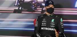Em um dia difícil no GP do Catar de F1, Bottas fala sobre o furo de seu pneu