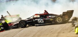 Will Power machuca o pulso em acidente no GP de Mid-Ohio