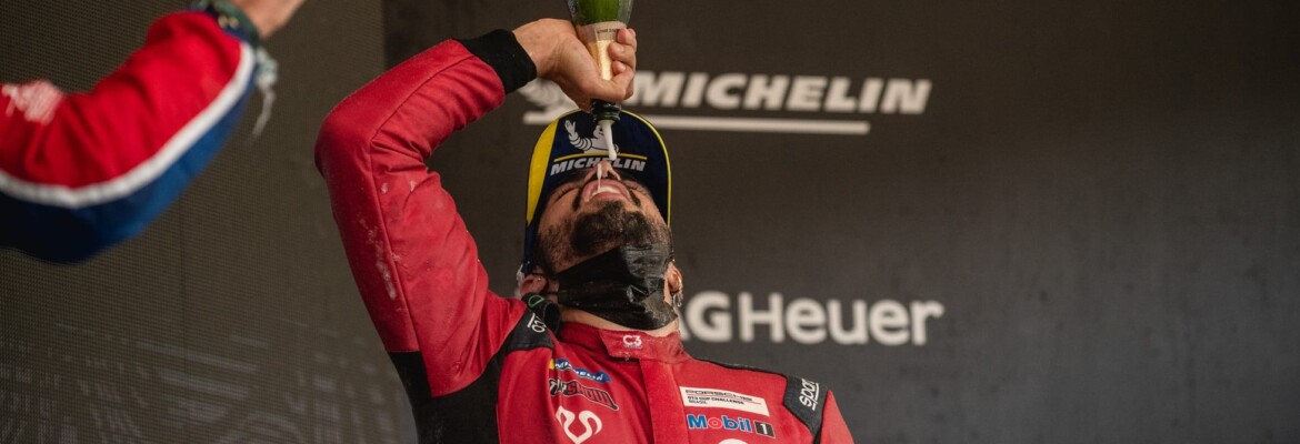 Caio Castro comemora vitória em Interlagos: “Pisar onde meus ídolos já subiram”