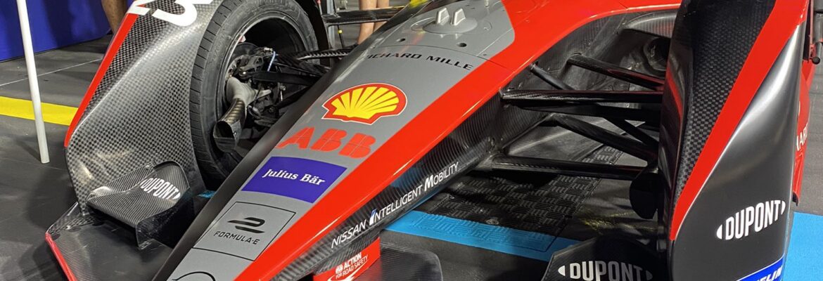 Nissan é desclassificada por uso excessivo de energia na corrida 1 da Fórmula E em Londres