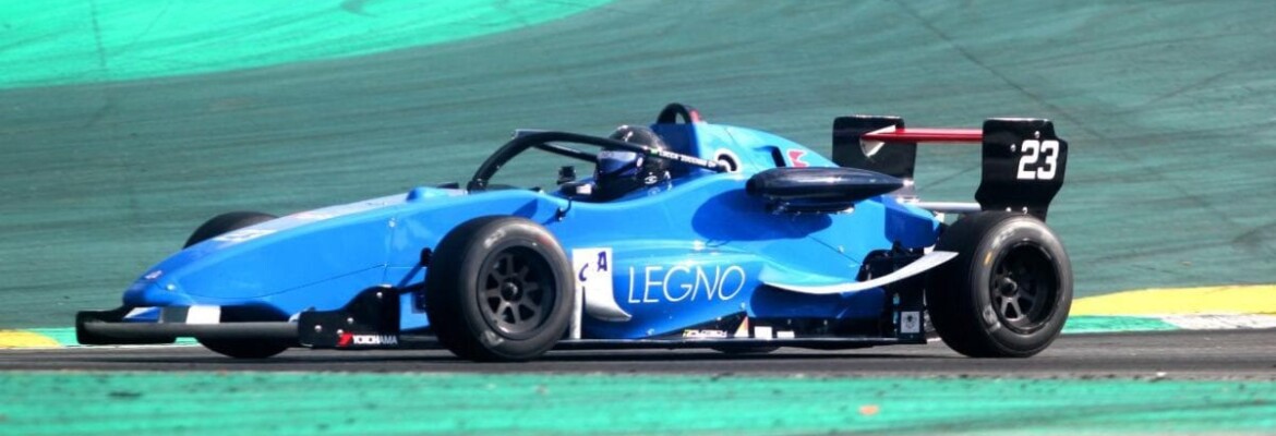 Revelação do kart, Lucca Zucchini disputa etapa de Fórmula Delta no Velocitta