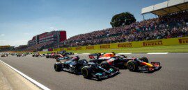 Após pedido de revisão, FIA analisará colisão entre Hamilton e Verstappen na F1