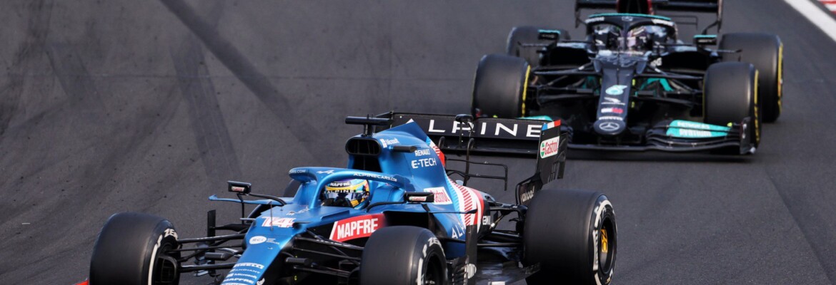 Plooij: “Alonso ainda guarda rancor de Hamilton na F1”