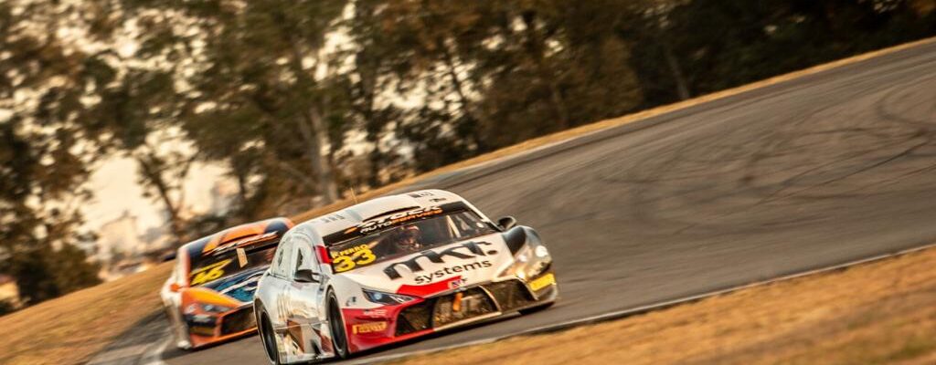Pedro Ferro vence na Stock Light entre os rookies e assume liderança do campeonato