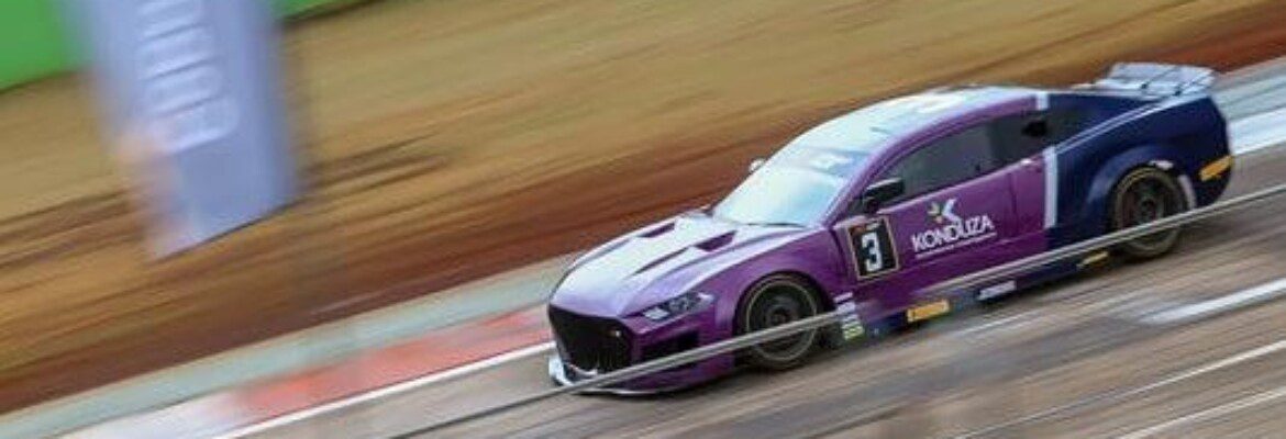 Pedro Ferro volta a competir na GT Sprint Race para manter liderança do campeonato de rookies