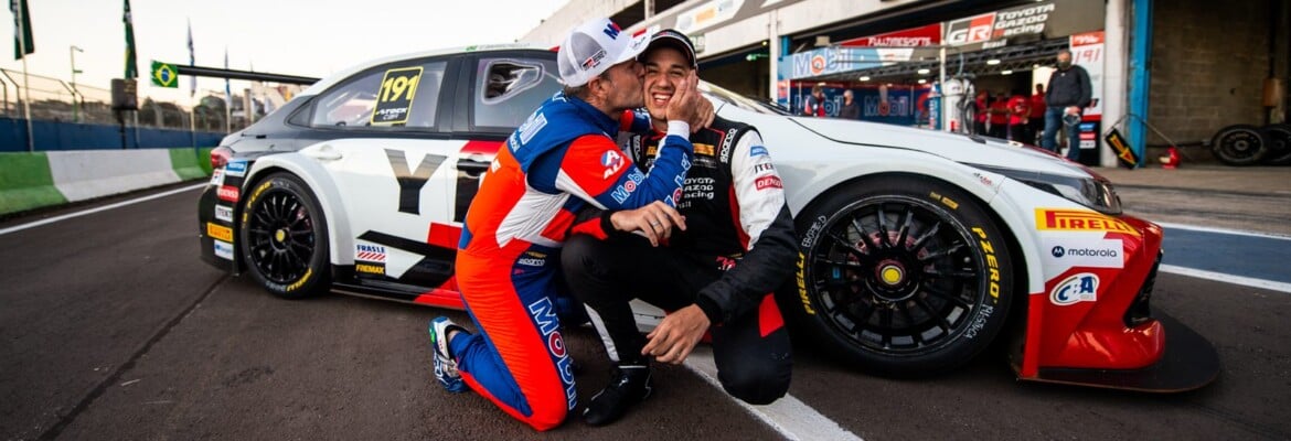 Barrichello conta experiência de correr com filho Dudu: “Vamos ralar porta se precisar”