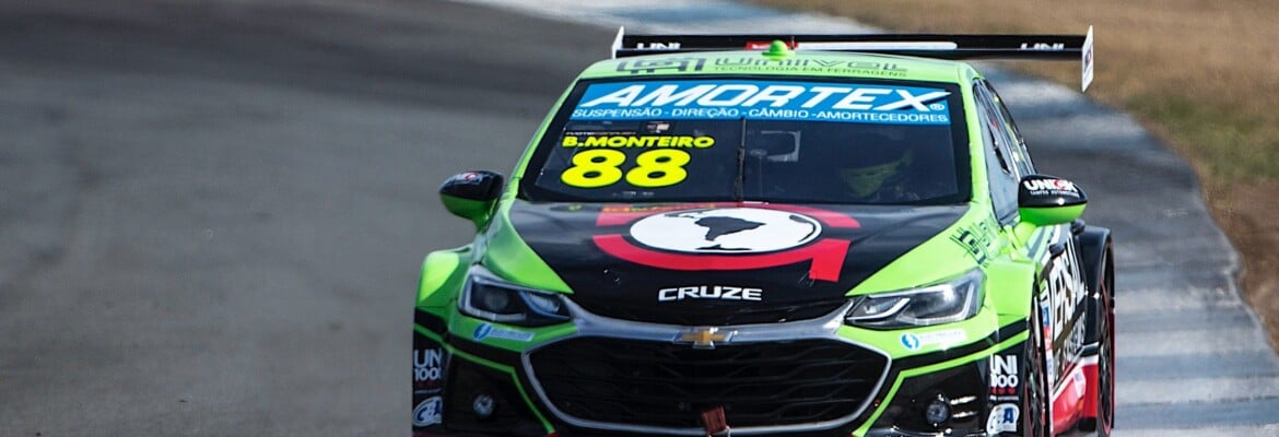 Stock Car: Beto Monteiro conquista pontos em Curitiba após precisar largar no final do grid