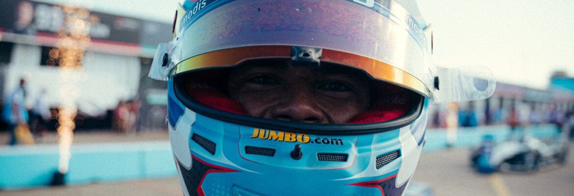 De Vries comemora título após “temporada de altos e baixos” na FE: “Tivemos sorte”