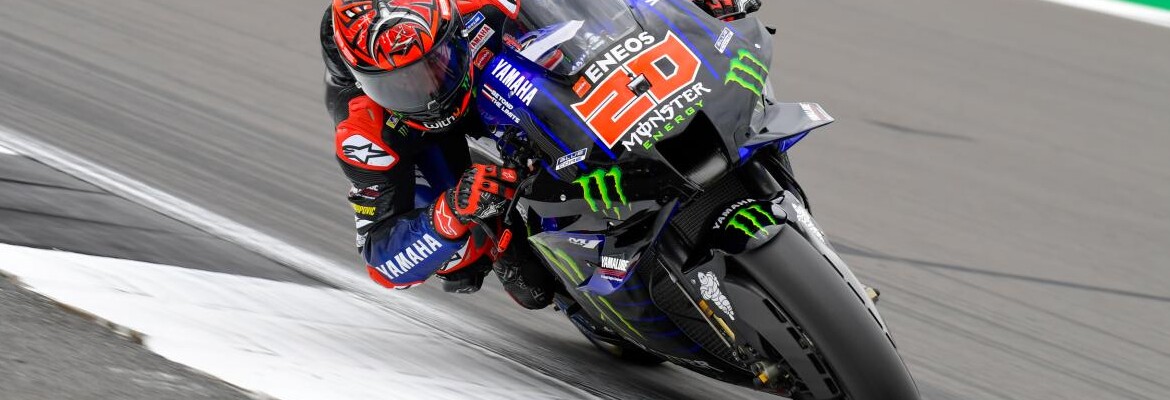 Quartararo comanda em Silverstone e vence quinta no ano; Aprilia vai ao pódio