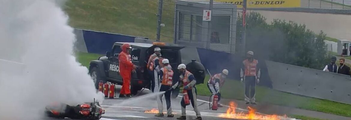 Savadori tem cirurgia no tornozelo concluída após acidente na Estíria