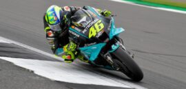 Rossi lamenta 18º em Silverstone e culpa pneu: “não tinha aderência”