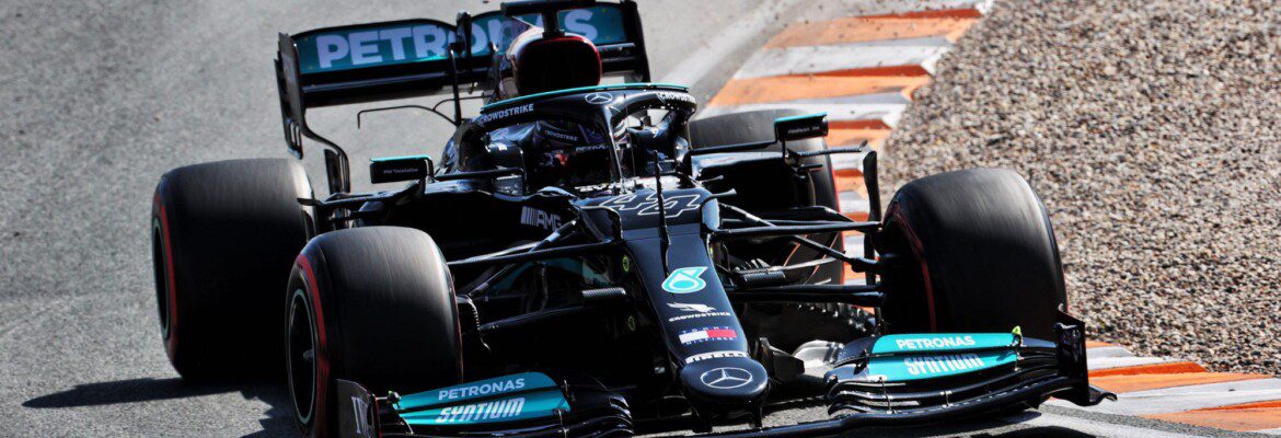 Mercedes F1 evalúa otro cambio de motor para Hamilton