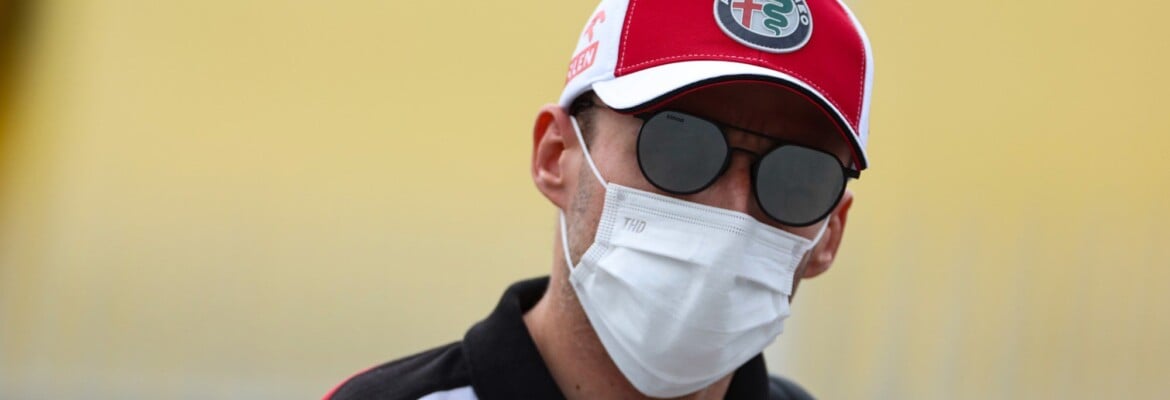Kubica vai continuar como piloto reserva da Alfa Romeo juntamente com a Orlen Kubica vai continuar como piloto reserva da Alfa Romeo juntamente com a Orlen