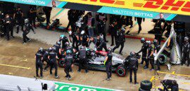 Hamilton não está preocupado com problemas no motor da Mercedes