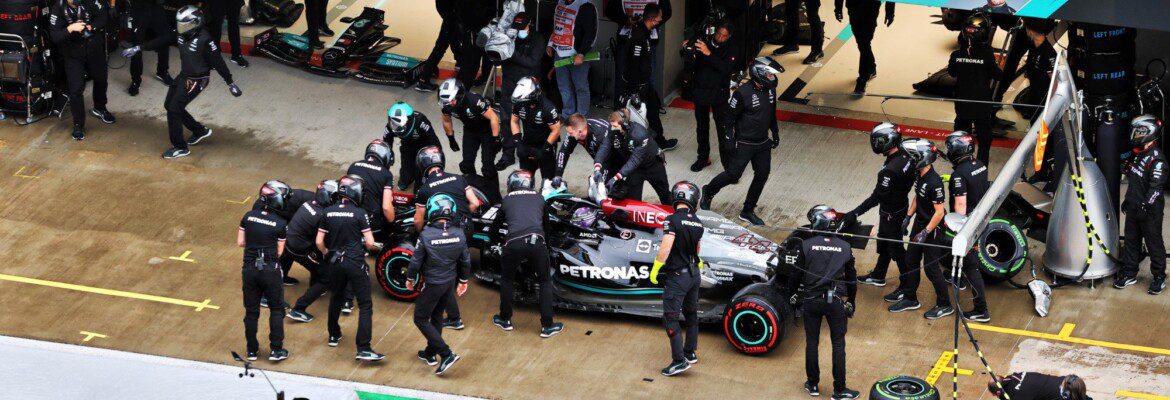 Para Ralf Schumacher, os erros de Hamilton e Mercedes deixam Red Bull viva no campeonato da F1