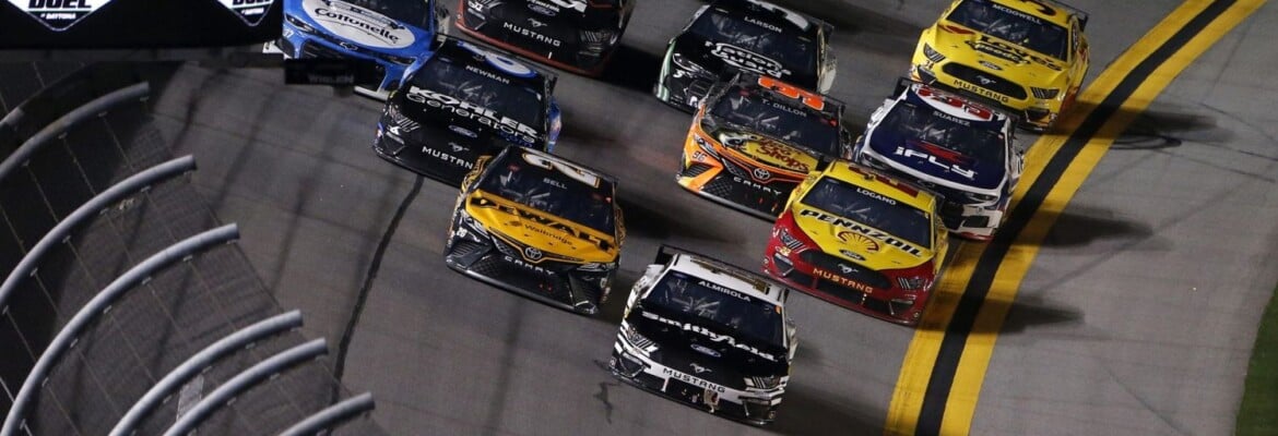 Nascar divulga calendário para a temporada de 2022