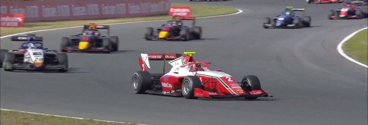 F3: Leclerc segura Sargeant e vence corrida 1 na Holanda