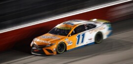Nascar: Hamlin impede ataque de Larson na volta final e vence em Darlington
