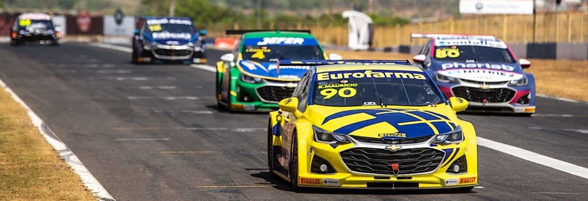 Stock Car: Ricardo Maurício domina classificação e fatura pole em Goiânia