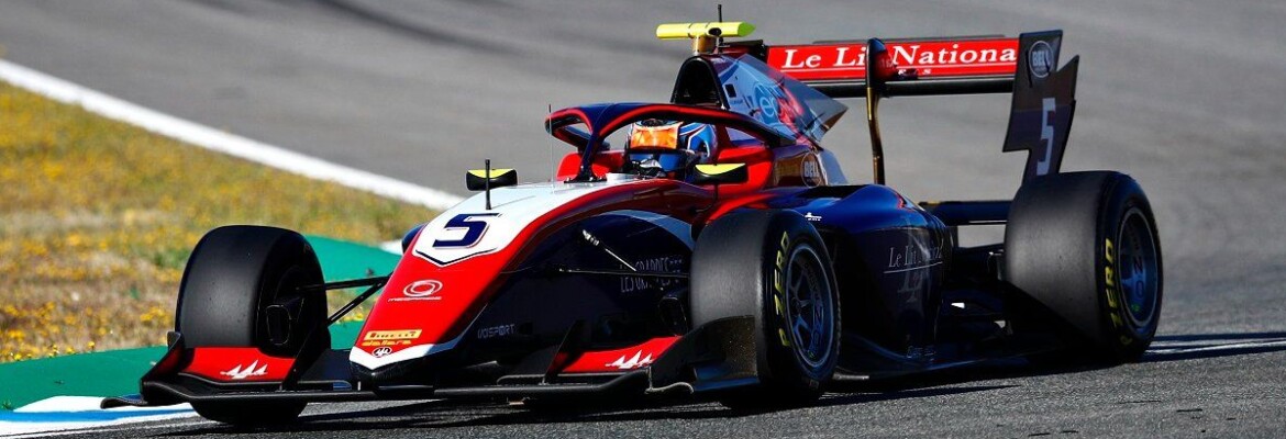 Novalak bate Doohan e garante pole da F3 na Rússia