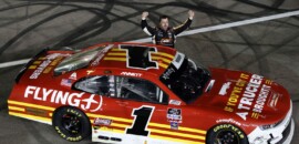Nascar Xfinity Series: Berry supera Allgaier e vence em Las Vegas