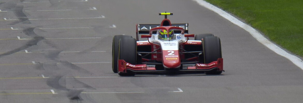 Piastri vence de ponta a ponta na Rússia e dispara na liderança da F2