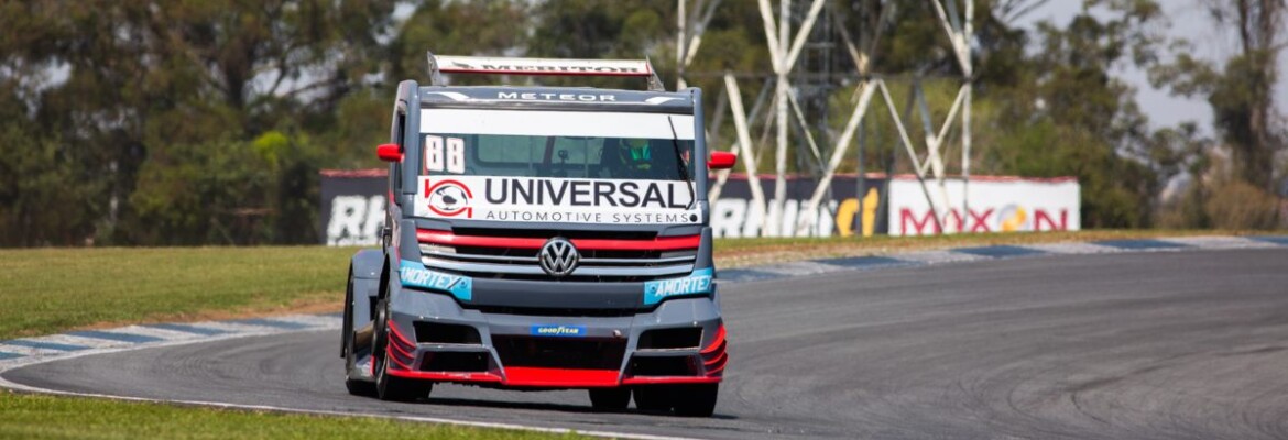 Copa Truck: Beto Monteiro sobe na classificação do campeonato após duas vitórias em rodada dupla