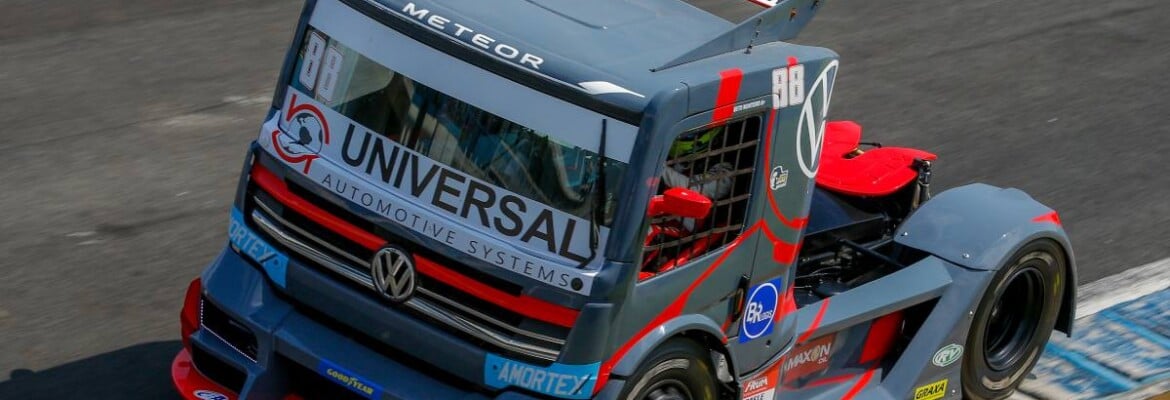 Beto Monteiro crava a pole position da Copa Truck em Curitiba