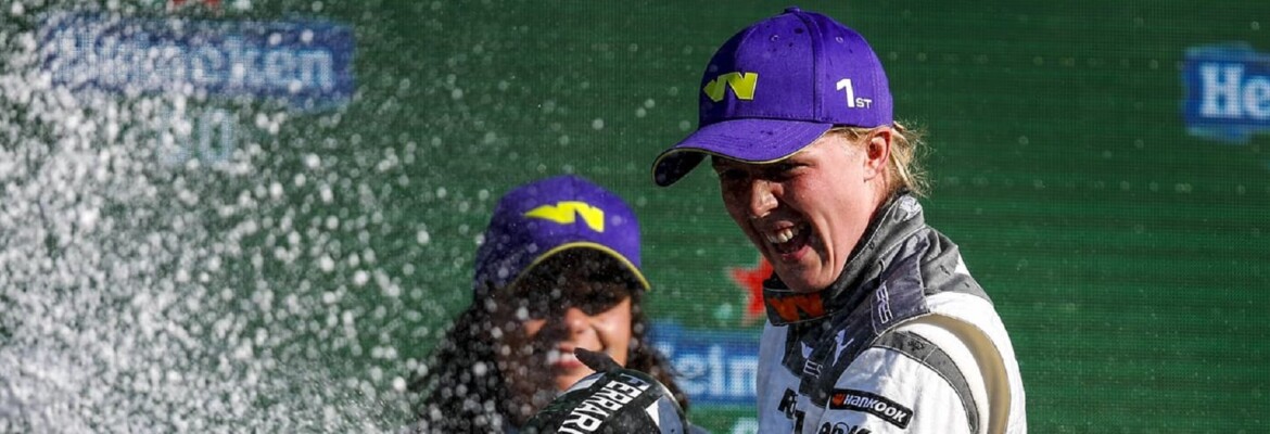 Powell destaca vitória importante na Holanda e diz que plano é “continuar consistente”