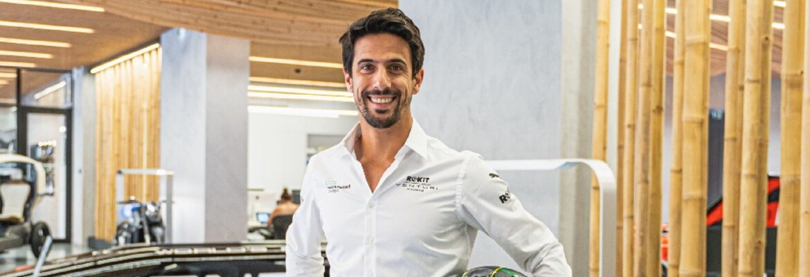 Foto: Di Grassi visita Venturi e faz molde do carro para temporada 2021/22 da FE