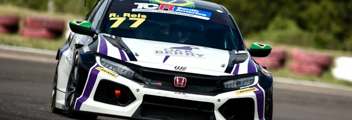 Raphael Reis termina no top-4 em Rivera pelo TCR South America