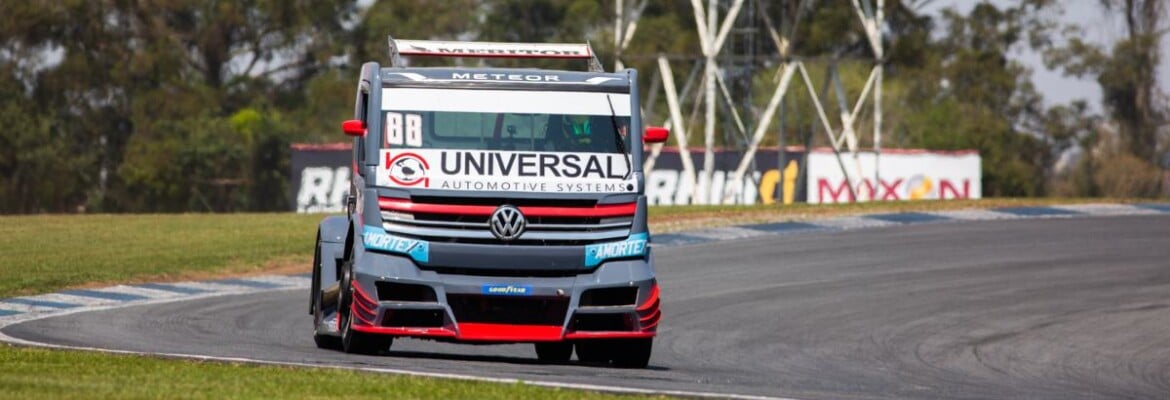 Copa Truck: Beto Monteiro domina etapa com duas vitórias em Curitiba
