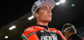 Espargaró vê F1 no Catar como mau negócio para MotoGP: “carros destroem tudo”