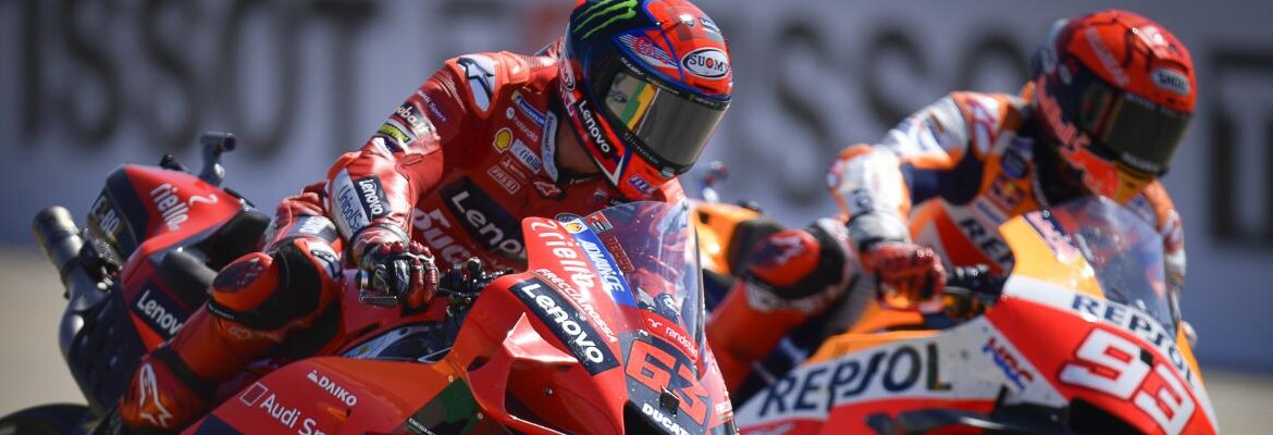 Após duelo em Aragão, Márquez vê Bagnaia quase “igual” a Dovizioso