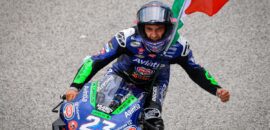 Bastianini se surpreende com primeiro pódio “muito especial” na MotoGP