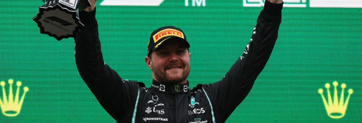 Wolff: “Bottas impediu Max de marcar mais oito pontos no GP da Turquia de F1” Wolff: “Bottas impediu Max de marcar mais oito pontos no GP da Turquia de F1”