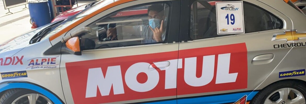 Líder da Copa Shell HB20, Enzo Gianfratti disputa 100 km da Copa Joy no Velocitta