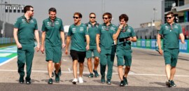 Vettel confirma penalidade no grid devido ao novo motor Mercedes