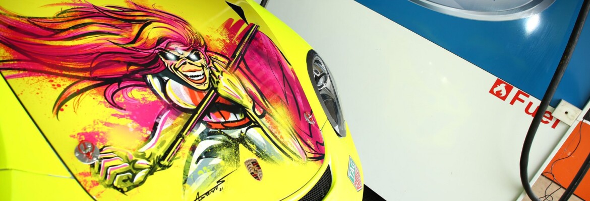 Horta explica pintura para Outubro Rosa na Porsche Cup: “Obrigação chamar atenção”