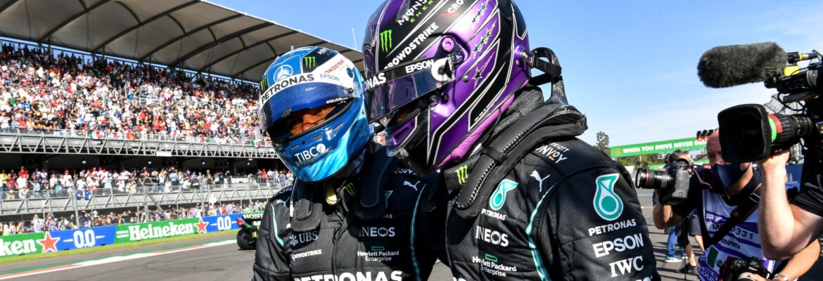 Hamilton continua sua série de desculpas na F1, agora com Bottas