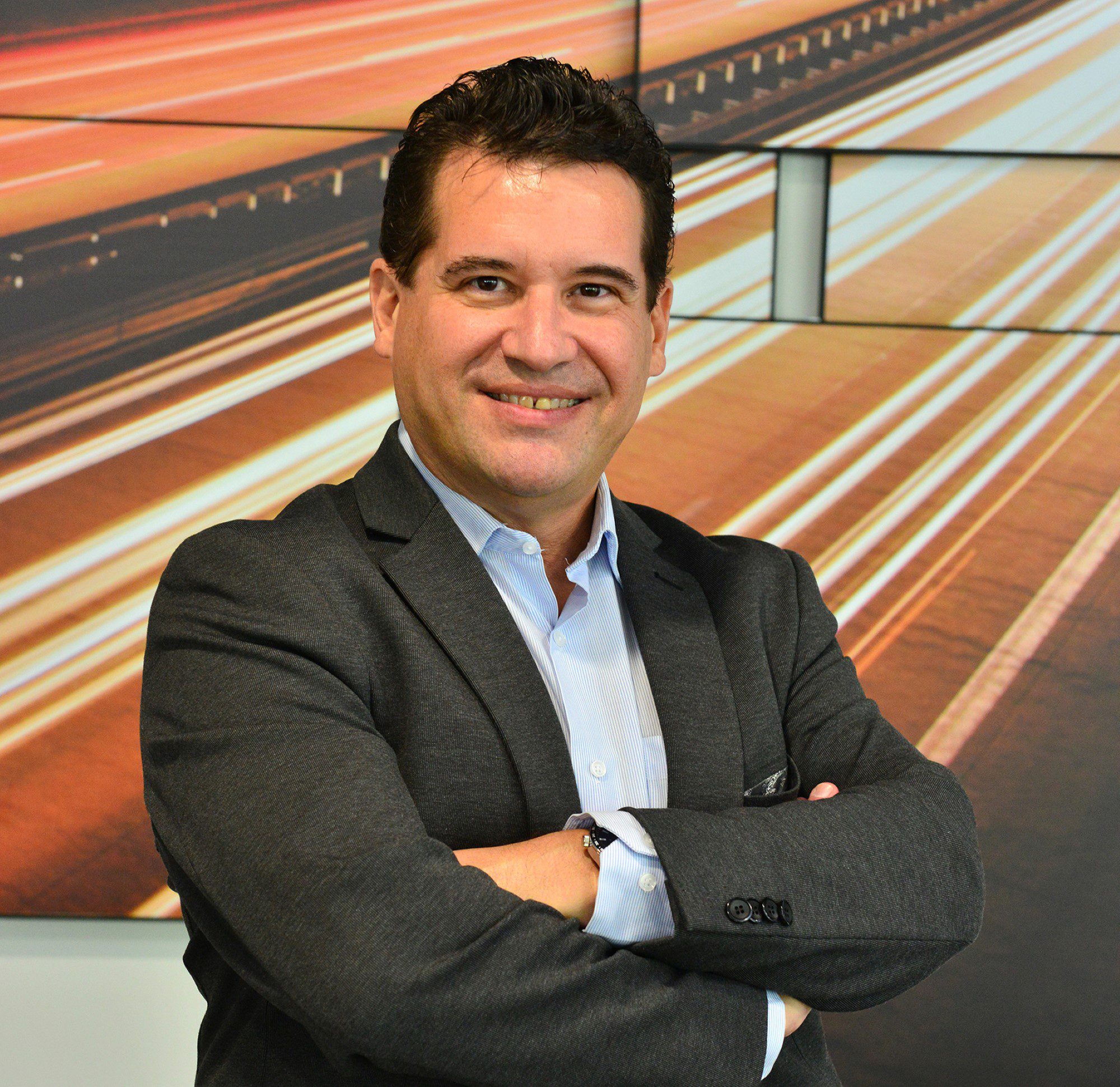 Luiz Alberto Pandini, autor do capítulo sobre os rallyes no Brasil