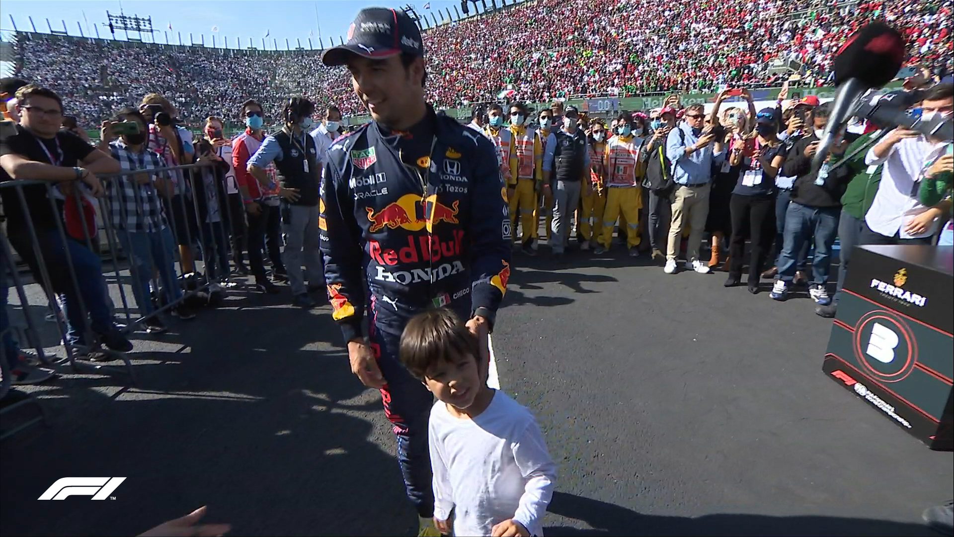 Foto: Filho de Pérez marca presença no pódio do GP do México de F1 Sergio Pérez F1 México